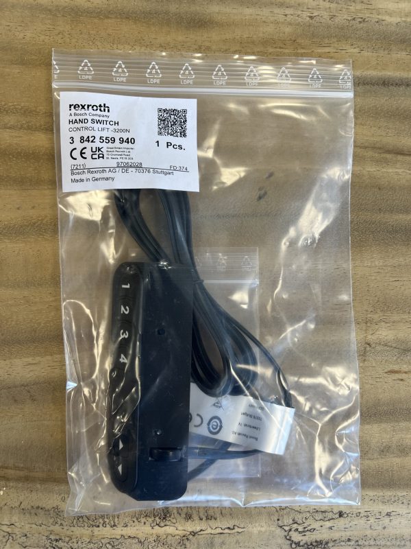 3842559940 voorraad HAND SWITCH CONTROL LIFT-3200N